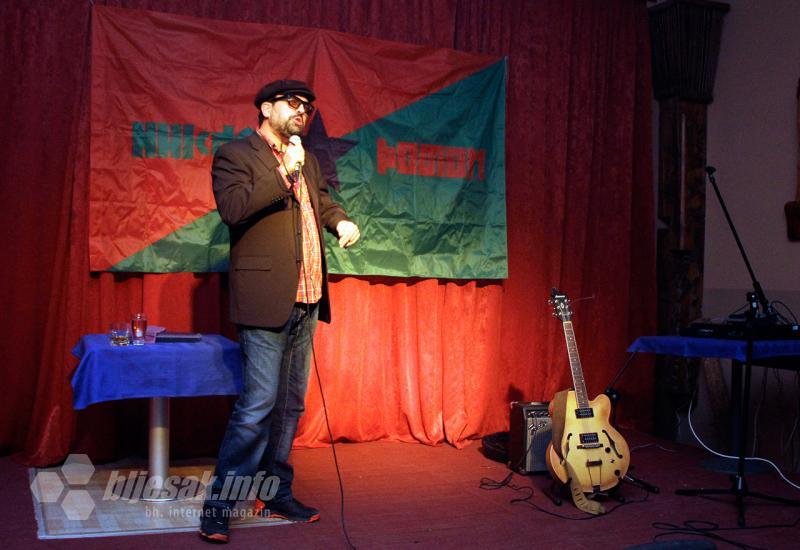 Damir Nikšić zapjevao u Skupštini KS pa došao u MC Pavarotti na 'instrukcije' 
