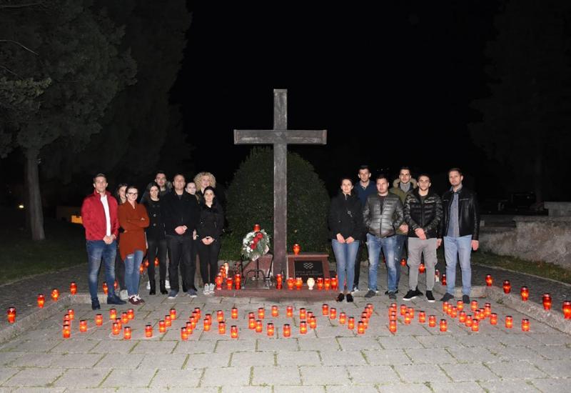 Brotnjaci se prisjetili stradanja Vukovara i poginulih branitelja