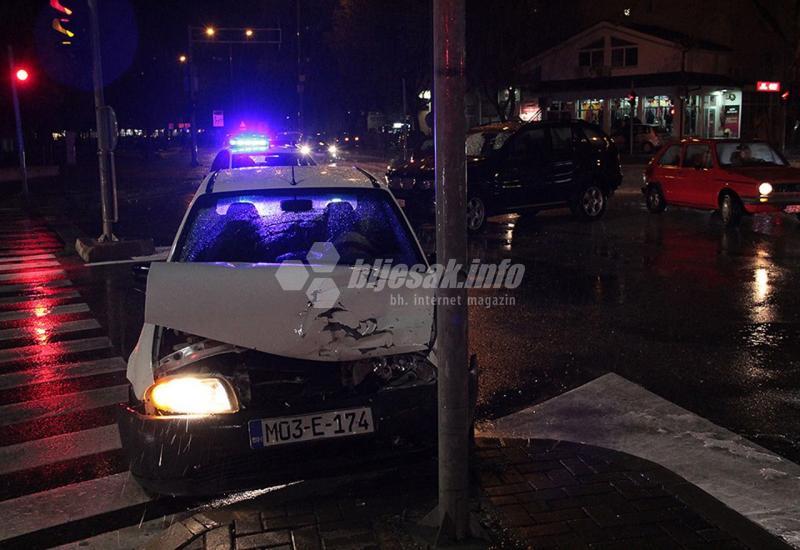 Mostar: Sudarili se BMW X5 i Ford Fiesta
