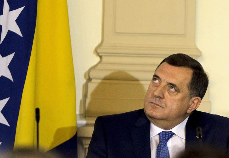 Dodik najavio smjenu Srba u Vijeću ministara