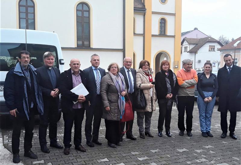Obnova kuća  i cestovna infrastruktura prioritet Hrvata iz Prijedora