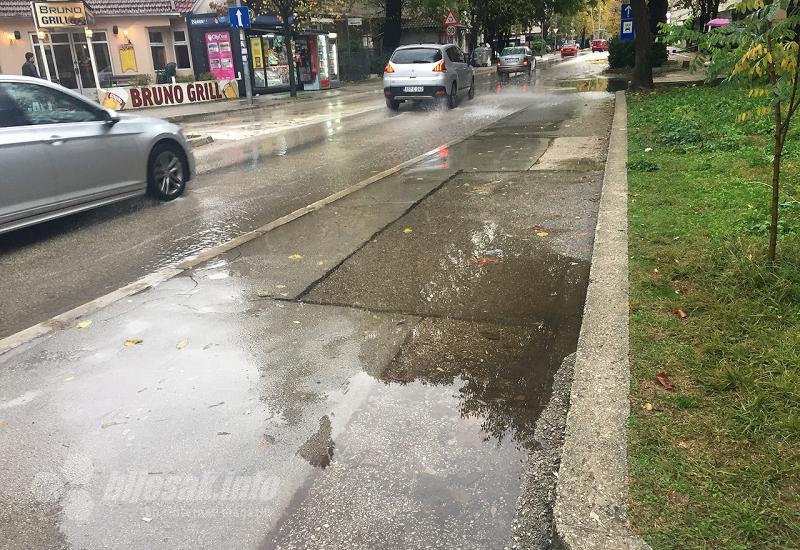 Kiša u Mostaru - Mostar: Građani razmišljaju o kupovini glisera
