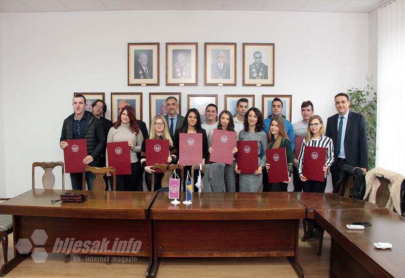 Nagrađeni najbolji studenti Univerziteta Džemal Bijedić u Mostaru - 