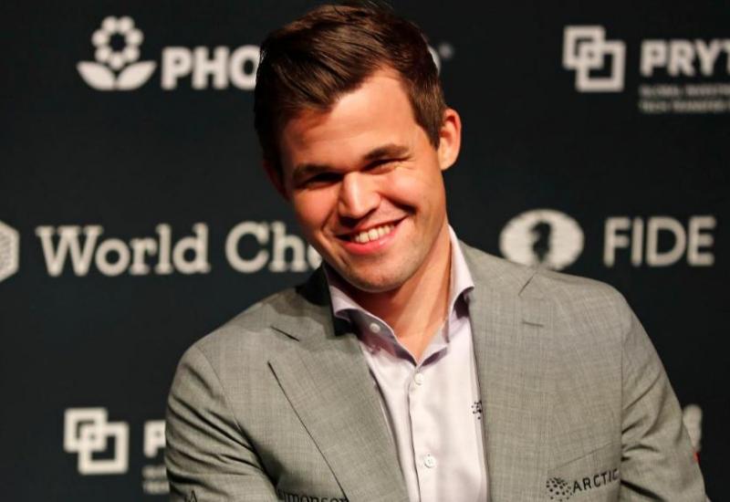 Carlsen uvjerljivo obranio naslov svjetskog šahovskog prvaka 