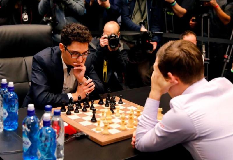Carlsen uvjerljivo obranio naslov svjetskog šahovskog prvaka 