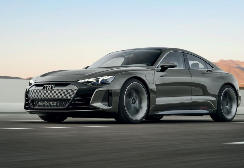 Audi predstavio koncept električnog e-trona GT