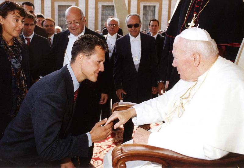Michael Schumacher kod Pape Ivana Pavla II. - Michael Schumacher: Vjera u Boga daje mu snagu