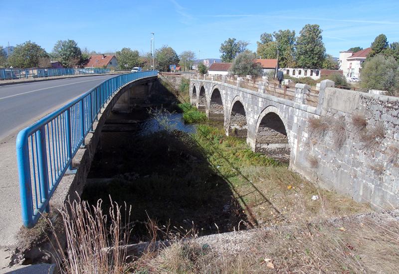 Nikšić, grad mostova, kralja Nikole i 'bosanskih' stećaka