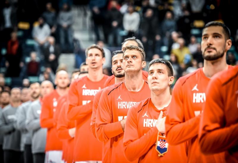 Hrvatska košarkaška reprezentacija - Poljska pobijedila Italiju, Hrvatska u teškoj situaciji