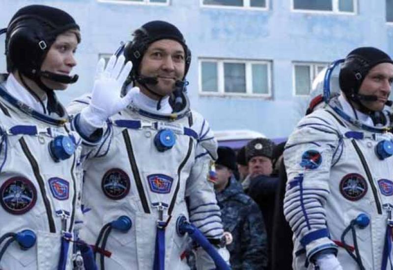 Na Međunarodnu stanicu su stigli astronauti Kanađanin David Saint-Jacques, Amerikanka Anne McClain i Rus Oleg Kononenko. - 