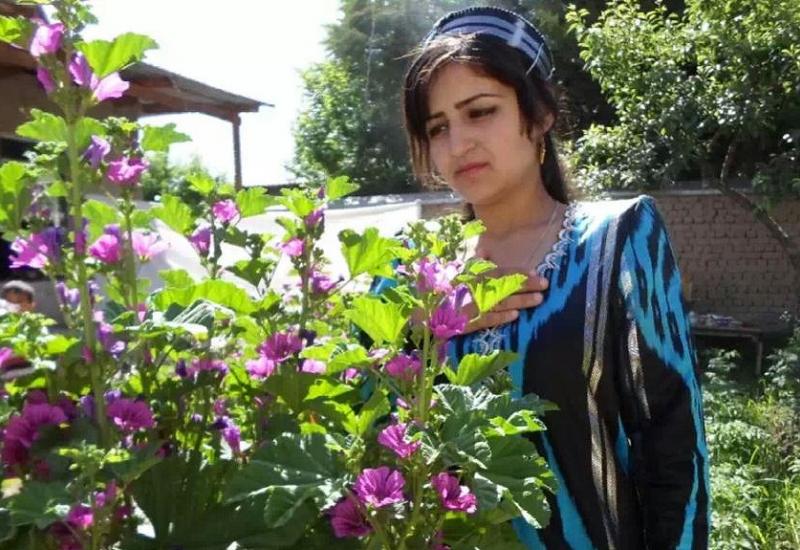 Radžabi Kuršed počinila je samoubistvo 40 dana nakon što se udala za Zafara Pirova - Mladenke iz Tadžikistana stradaju zbog testova nevinosti