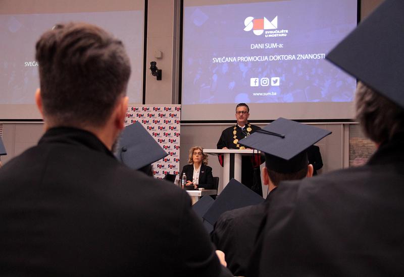 Promocija doktora znanosti Sveučilišta u Mostaru - Sveučilište u Mostaru dobilo 25 doktora znanosti 
