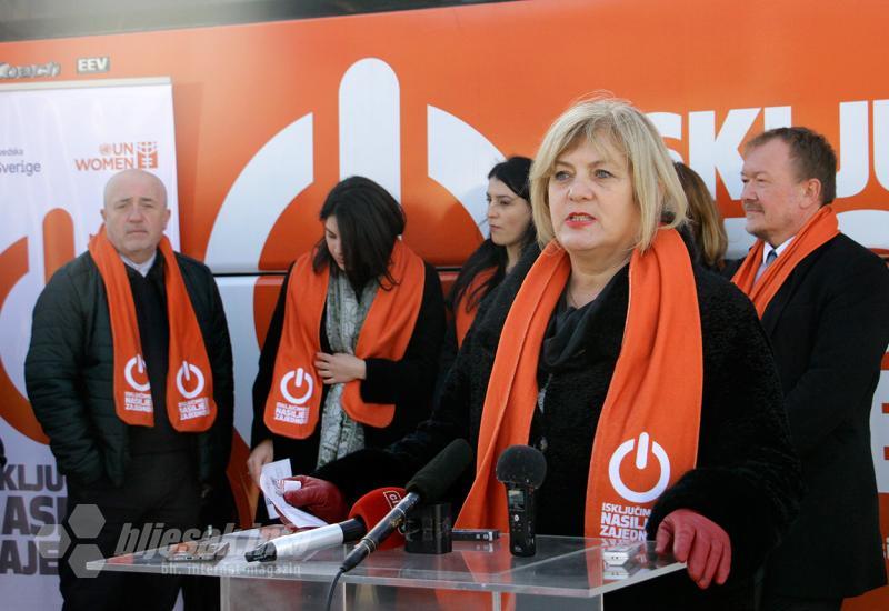 Narančasti autobus stigao u Mostar: Svaka druga žena doživjela neki oblik nasilja