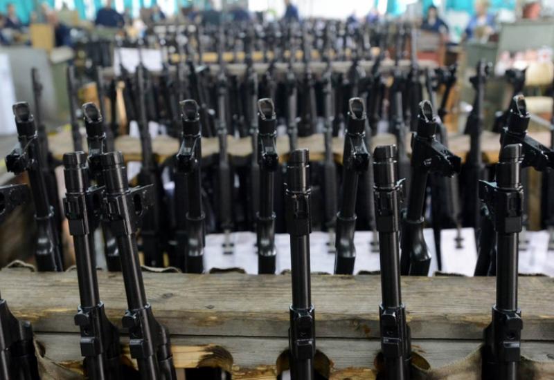 U Austriji uhićen hrvatski državljanin zbog ilegalne prodaje oružja   