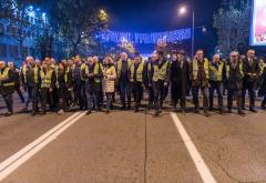 Na ulicama Podgorice prosvjedi u žutim prslucima   