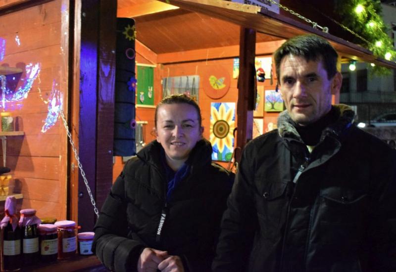 Aldijana i Armir Hodžić na Sarajevo Holiday Marketu  - Poljoprivrednici preko društvenih mreža dolaze do kupaca