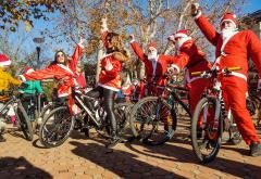 Biciklijada Djeda Božićnjaka donijela blagdansku čaroliju u Mostar