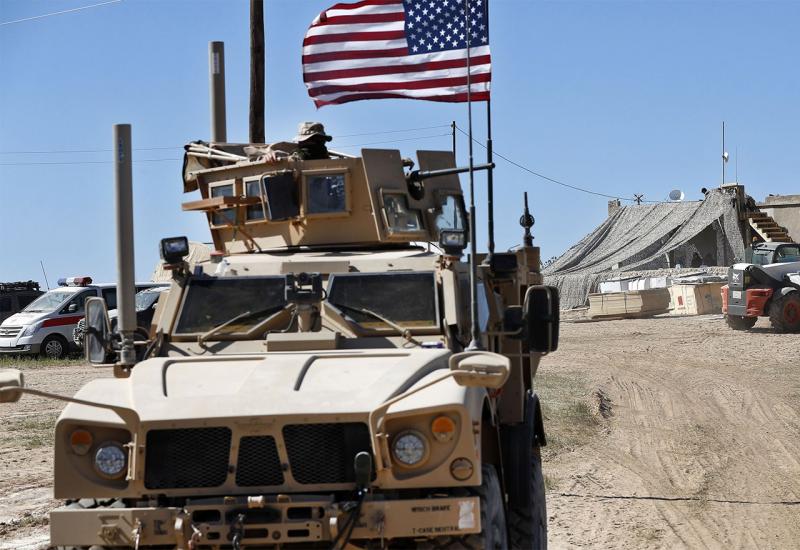 Amerika razmatra potpuno povlačenje vojnika iz Sirije