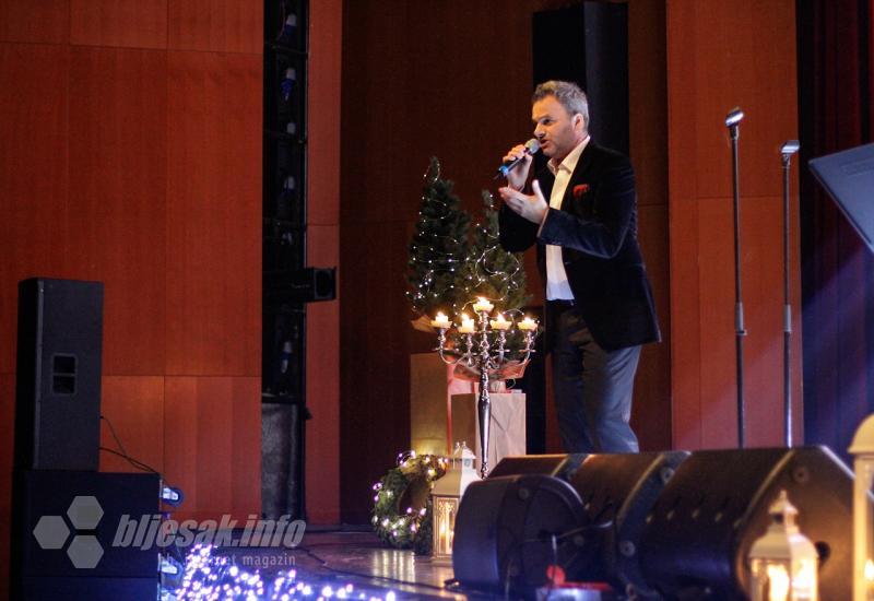 Zanimljiv koncert pred mostarskom publikom - Ivo Gamulin Gianni uz gošće održao sjajan božićni gala koncert u Mostaru