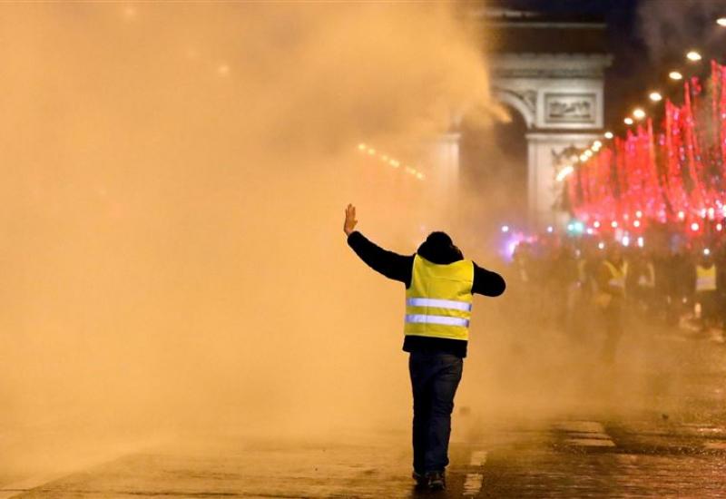 Prosvjed žutih prsluka u Parizu - Sve manje ljudi na prosvjedima 