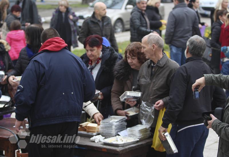 Podjela ribe na Badnji dan u Čapljini - Čapljina: Podijeljeno 300 kilograma ribe