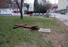 U Mostaru srušen križ posvećen vukovarskim braniteljima