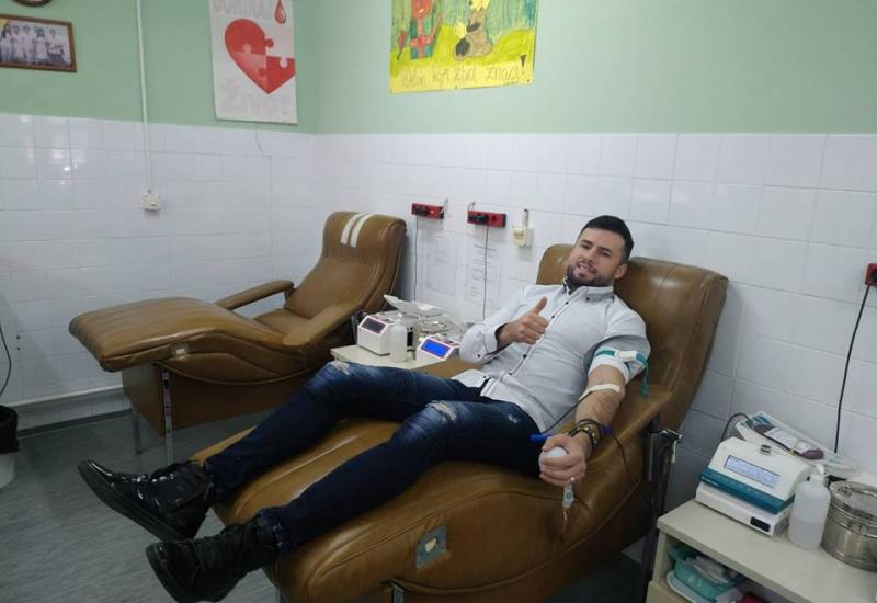 Krv je darovao i Damir Beljo - Mostar: Bolesnici ne smiju biti u strahu hoće li biti krvi ili neće
