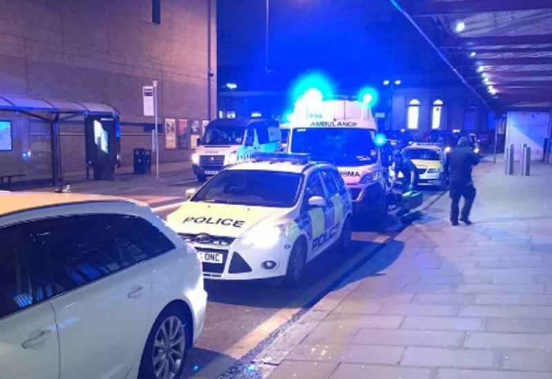  - Tri osobe ozlijeđene u napadu nožem u Manchesteru