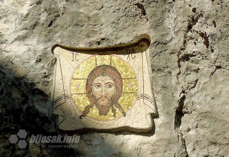 Sunčani Hristos - Ostrog, mjesto gdje su čuda sasvim normalna stvar