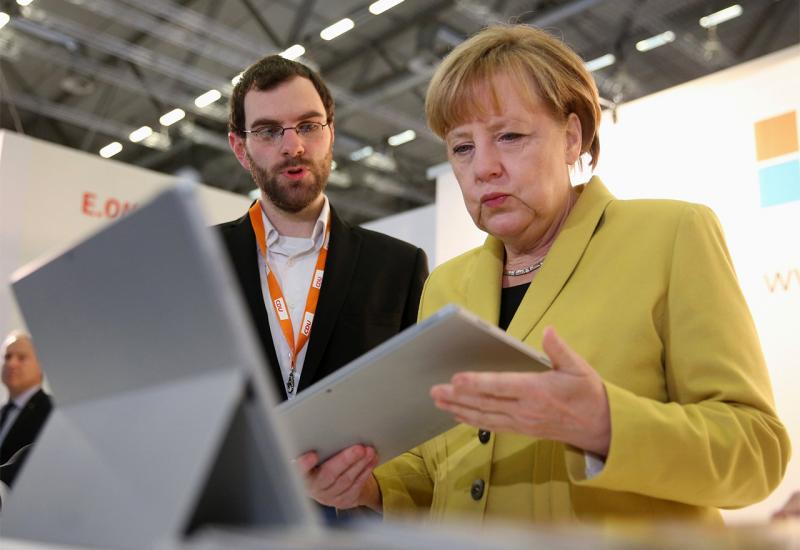 Merkel zatvara svoju Facebook stranicu, pratiteljima dostupna na Instagramu