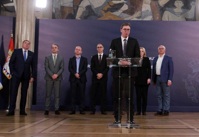 Vučić poručio da će Srbija nastaviti voditi politiku dobrih odnosa i suradnje
