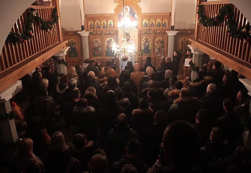 Božić je svečano dočekalo i oko 800 pravoslavaca u Bijelom Polju