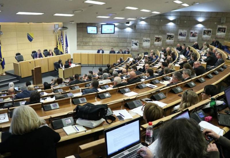 Odgođena sjednica Zastupničkog doma, ulazi li BiH u najveći krizu?
