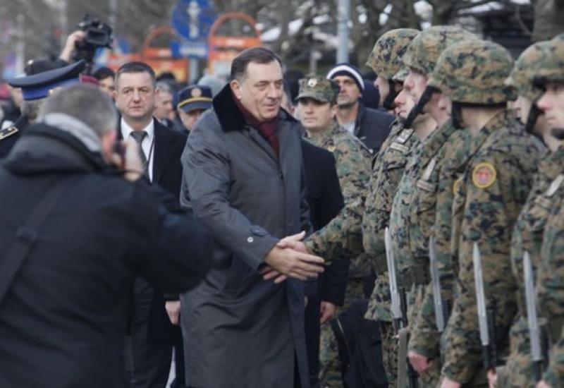 Dodik slabo vidi srpsku poziciju u Oružanim snagama BiH - Dodik: Nisam zadovljan položajem Srba u Oružanim snagama BiH