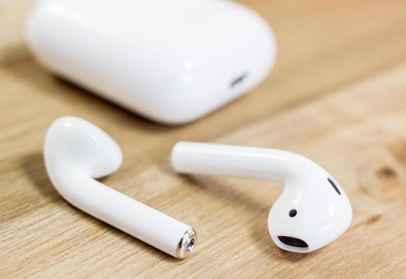 iPhone i AirPods slušalice mogu poslužiti kao prislušni uređaj