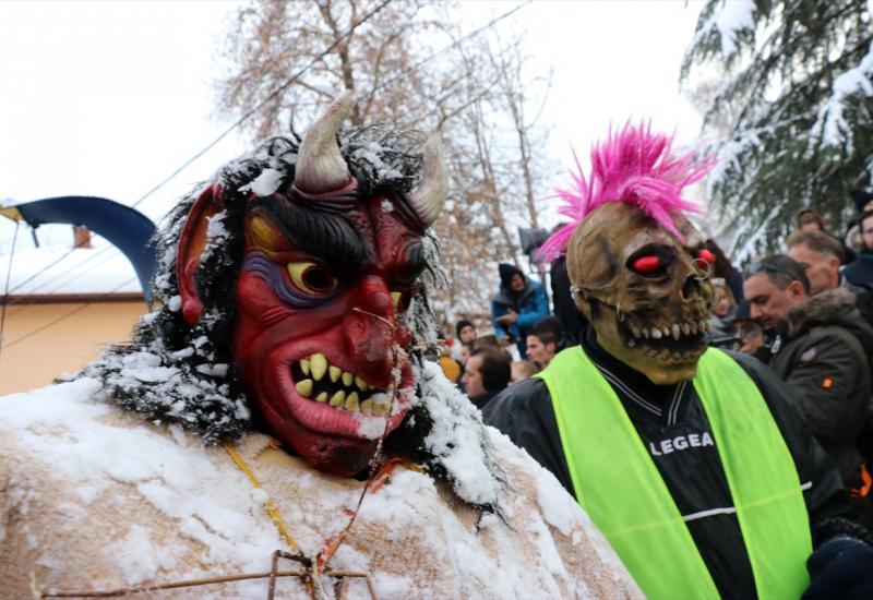 Tradicionalni Vevčanski karneval  - Tradicionalni Vevčanski karneval u Makedoniji