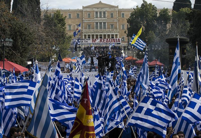 VIDEO | Prosvjedi i neredi u Grčkoj zbog sporazuma s Makedonijom