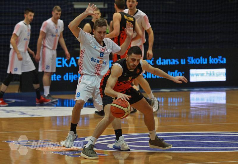 Pobjeda košarkaša Širokog u Skenderiji