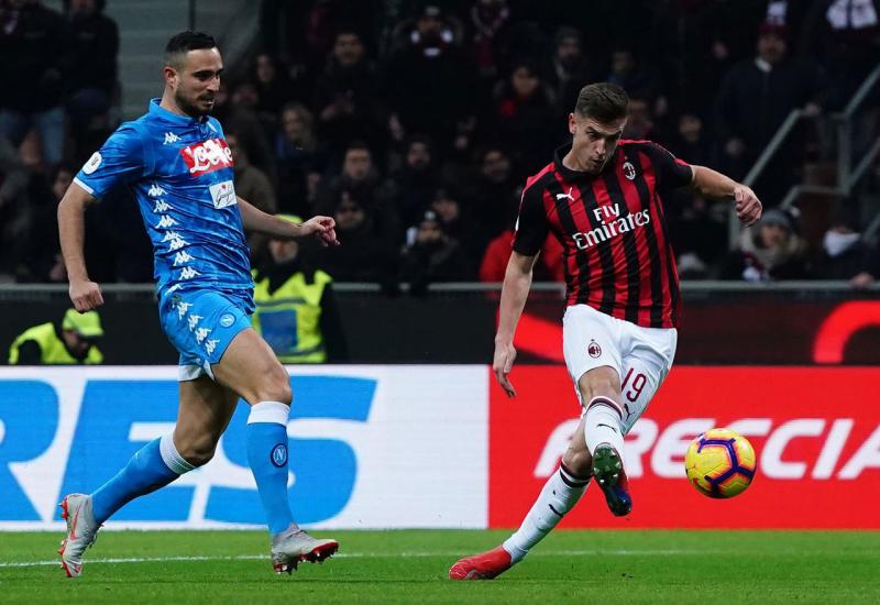 Piatek zabio dva pogotka i odveo Milan u polufinale