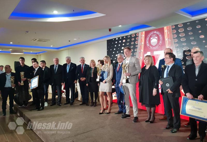 Ceremonija uručenja priznanja - Ivan Klepić i Ivona Ćavar najuspješniji sportaši Mostara
