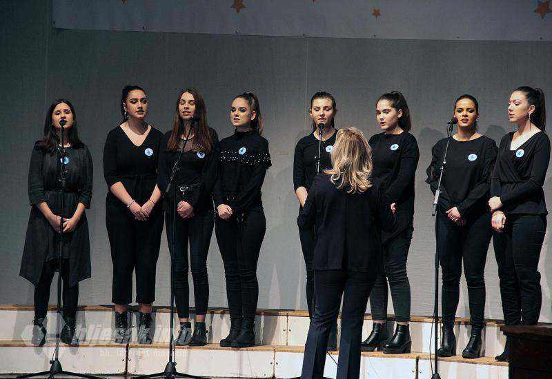 Nastup ansambla Mostarske kiše - Djeca su najbolji ambasadori poezije u Mostaru