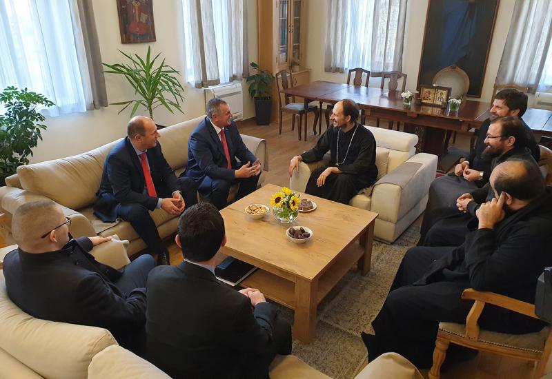 Predsjednik Vlade RS obećao pomoć za Sabornu crkvu u Mostaru