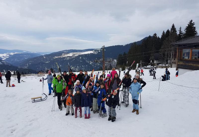  Ski vikend na Vlašiću za djecu iz župa Drvar i Bos. Grahovo