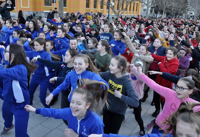 Mostarci plesom podržali borbu protiv nasilja nad ženama