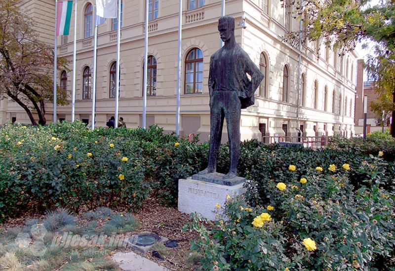 Szeged: Nema mjesta za sivilo i teške boje