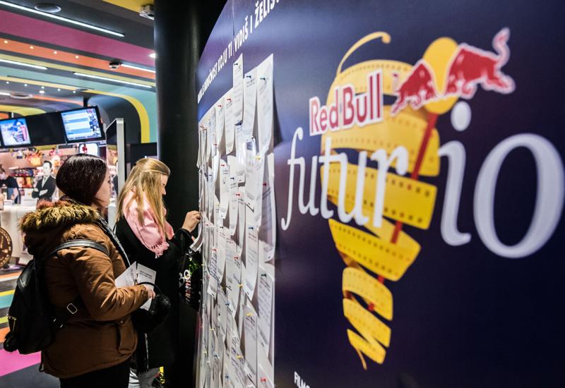 Red Bull Futur IO - Priče iz budućnosti: Glasajte za najbolju ideju!