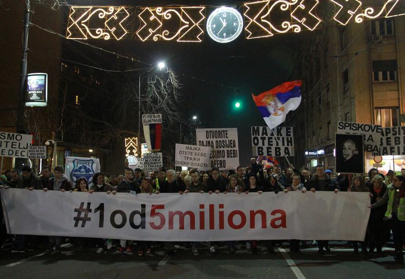 Prosvjed 1 od 5 milijuna u Beogradu - U Beogradu nastavljeni prosvjedi protiv vlasti predsjednika Aleksandra Vučića