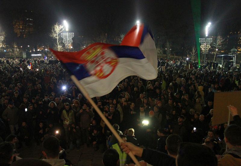Prosvjed 1 od 5 milijuna u Beogradu - U Beogradu nastavljeni prosvjedi protiv vlasti predsjednika Aleksandra Vučića