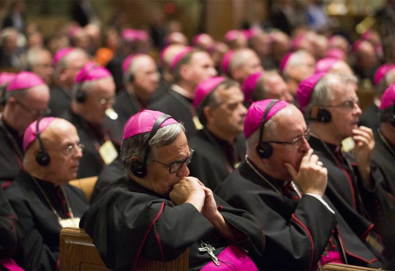 Papa otvorio skup o pedofiliji: Crkva će poslušati plač djece koja traže pravdu