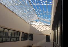 Snažna bura odnijela krov na školi Ilije Jakovljevića